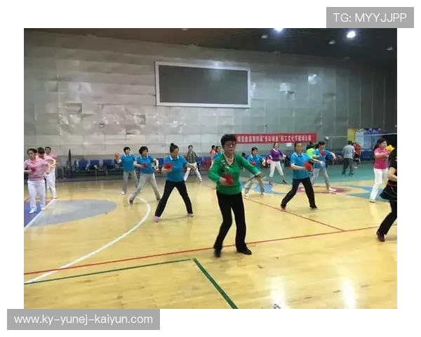 羽毛球近身球怎么接 羽毛球近身球怎么接